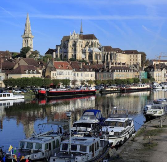 Meuble De Tourisme La Maison D'Orgy Chevannes  Zewnętrze zdjęcie